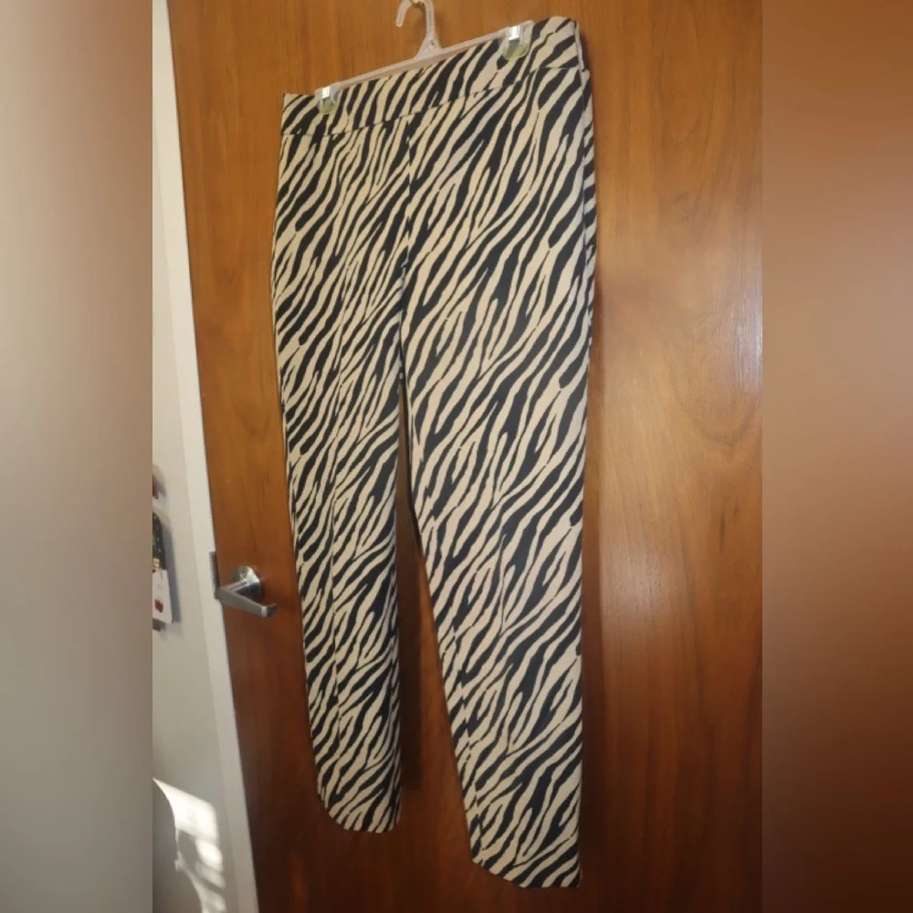 Talbots Black and Cream Animal Print Pants - Picture 2 of 5